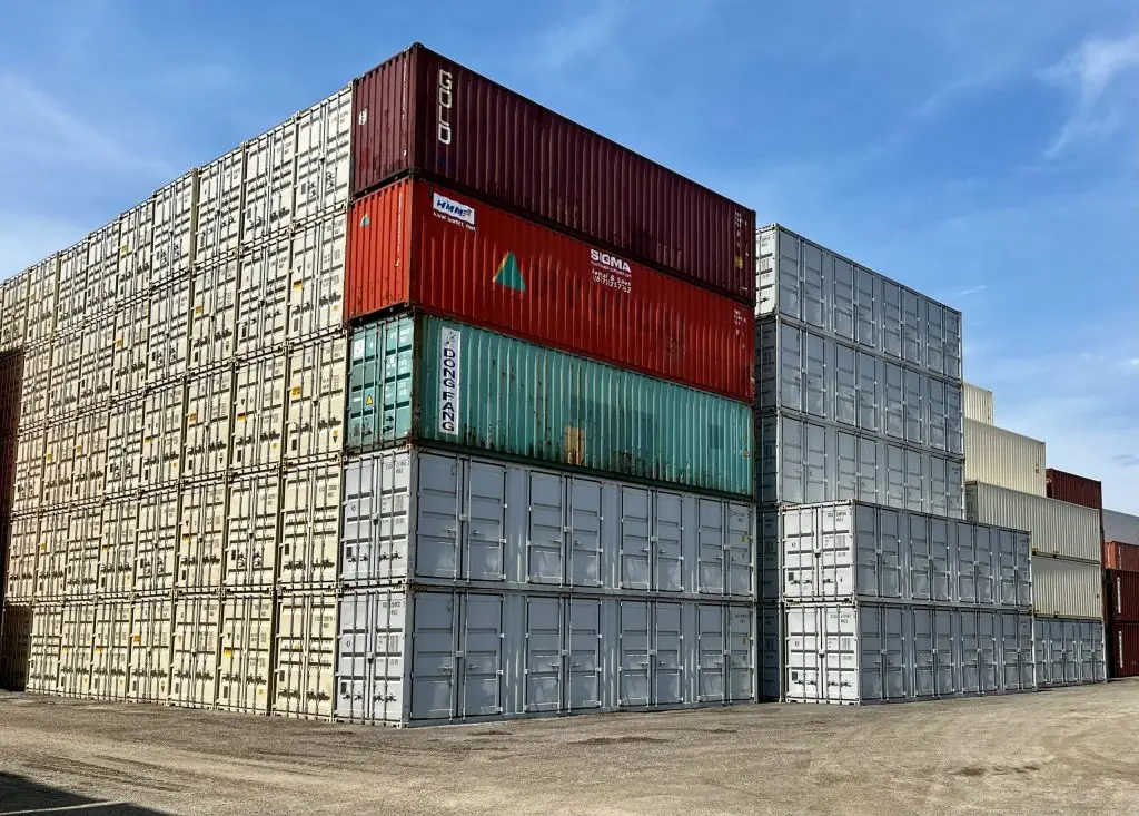 Steel shipping container for commercial and job-site storage